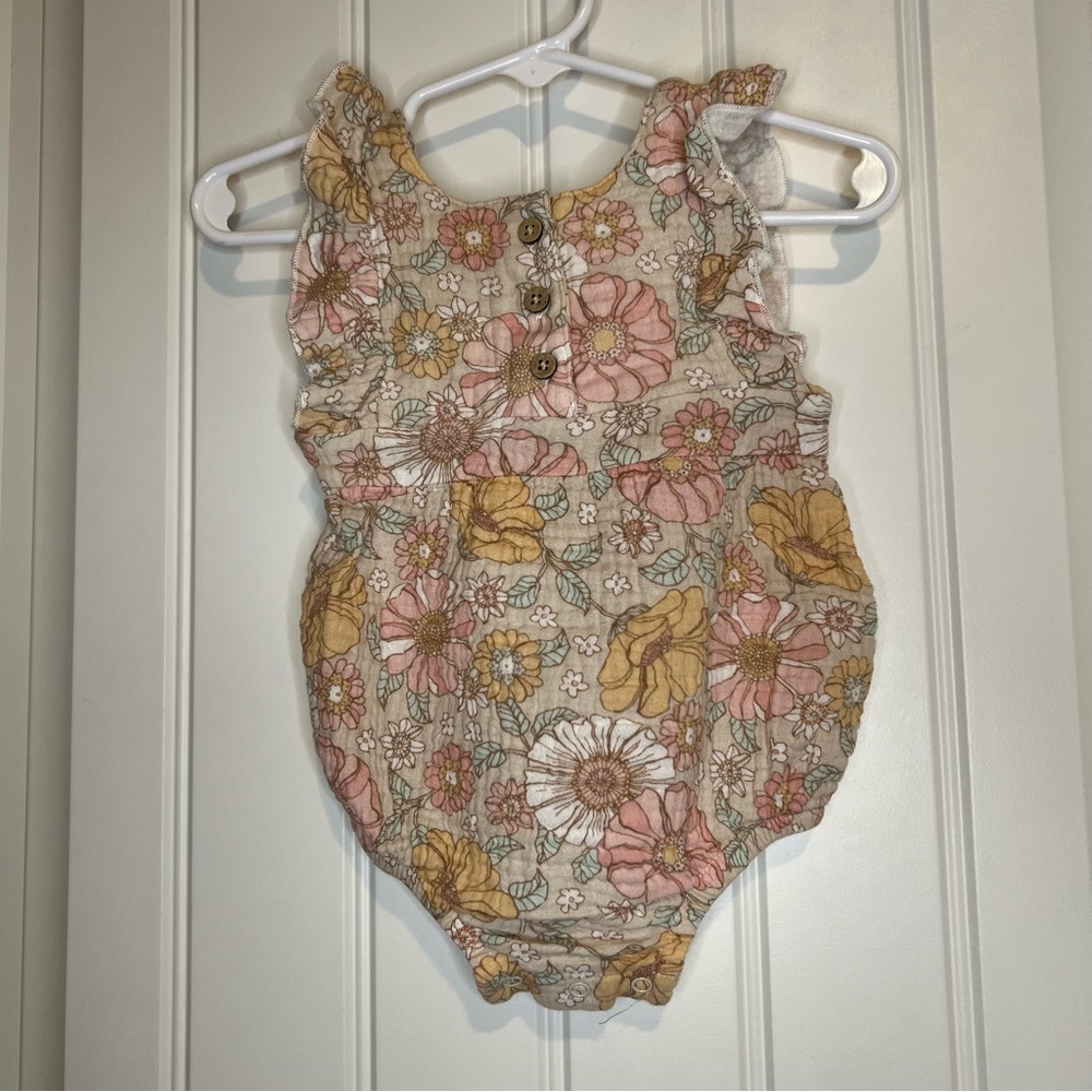 Floral bubble romper